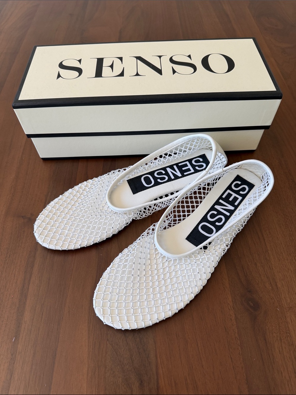 SENSO White Mesh Slip-On Flats with Black Logo Insole